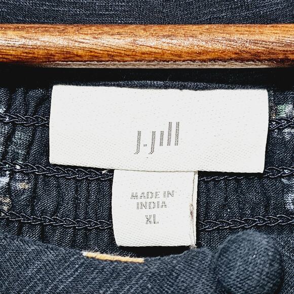 J. Jill Printed Knit Peasant Top Navy Floral Women's Size M Boho Casual - Picture 4 of 5